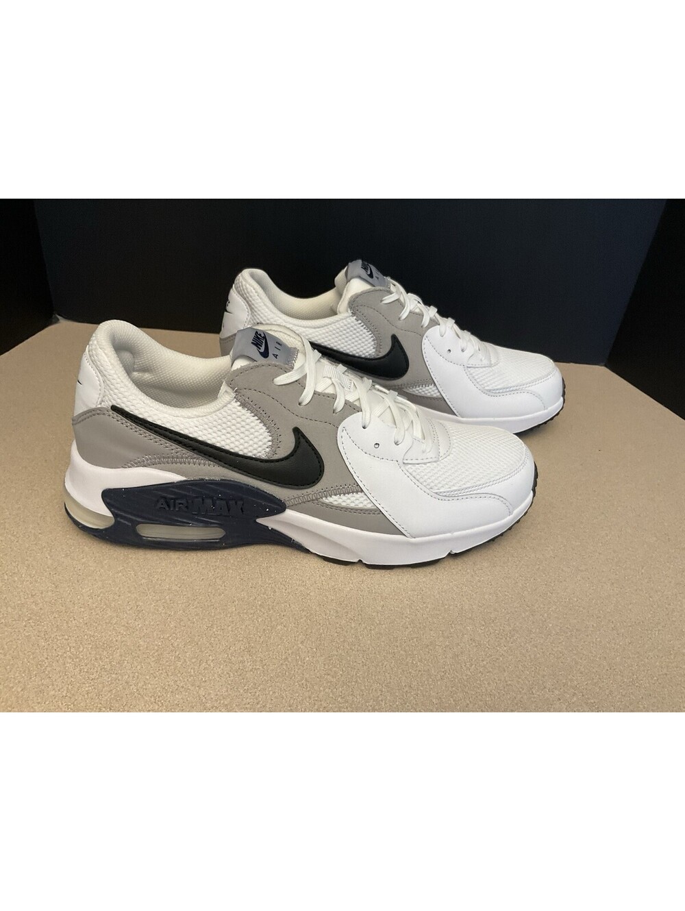 New! Mens Nike Air Max Excee White/Smoke Grey/Midnight Navy Shoes. Size 10.5.